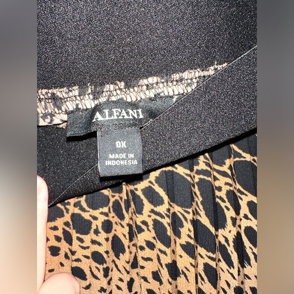 Women skirt Alfani plus size women skirt animal print size 0X - Picture 7 of 7